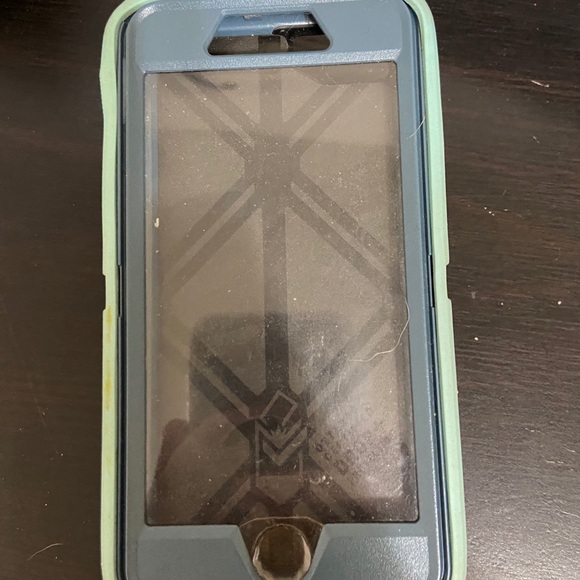 Otterbox Defender Cases for iPhone 7 - Picture 5 of 6